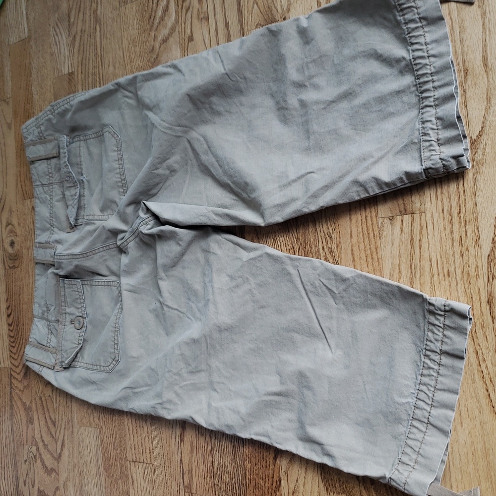(8) Eddie Bauer Khaki Capris Cropped Cargo Hiking Gorpcore Casual Outdoor Walk - Picture 11 of 13